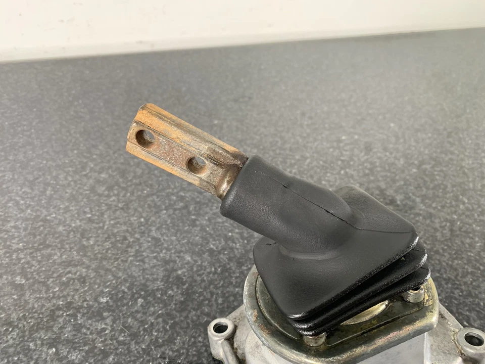 Ford F250 F350 ZF5 1988-1997 5 velocidades transmisión manual torre de cambios OEM  Foto 3 de 4