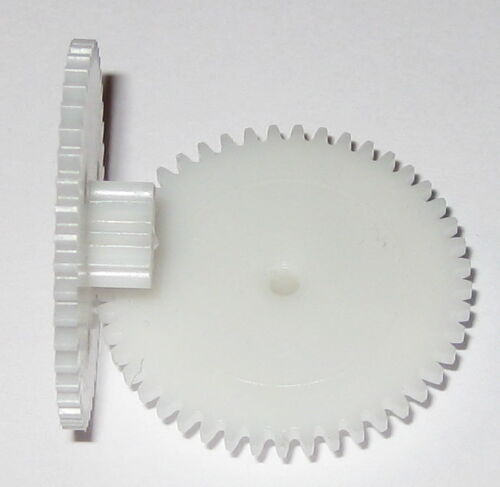 5 X Ingranaggio robot doppio sperone in plastica - foro 2,33 mm - 10T 8,2 mm OD e 46T 28,9 mm OD - Foto 2 di 3