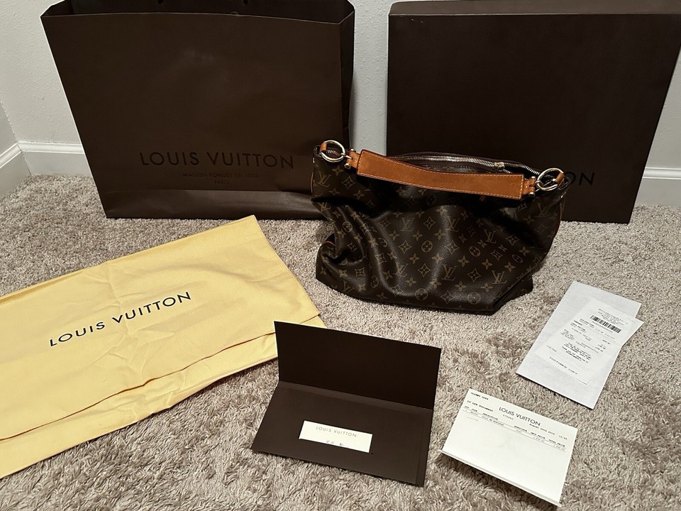 LV Sully MM Monogram Neverfull Hobo Tote, LV Zippy Wallet, & LV