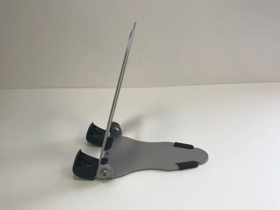 3M Easy Adjust Universal Tablet Stand, Silver (TS200) - Image 4 of 4