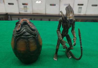 Hot Toys Snap Kits Aliens Xenomorph green 3.75  figure