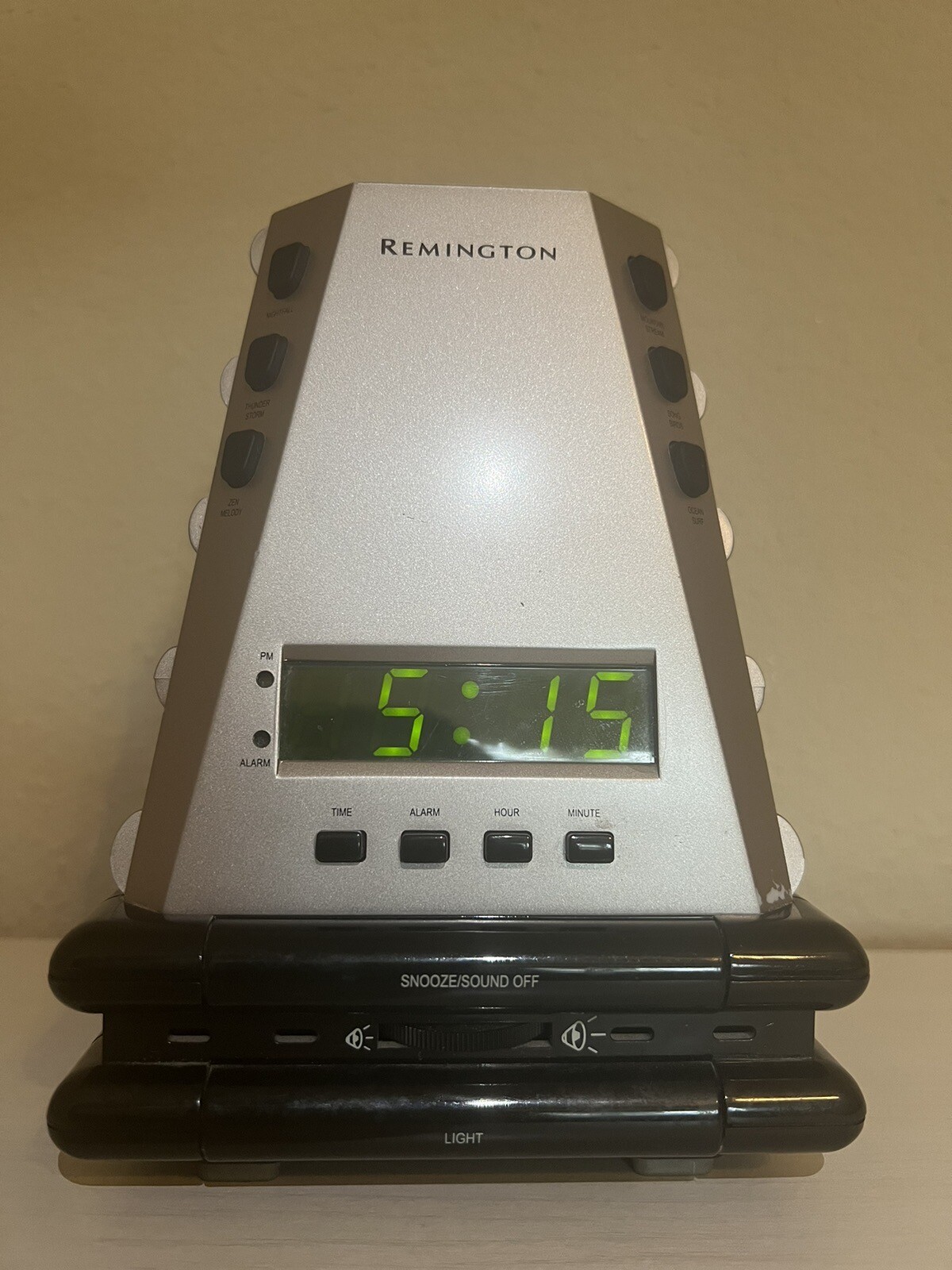Remington NC1000 Alarm Clock Nature Sounds & Aromatherapy *Plug In