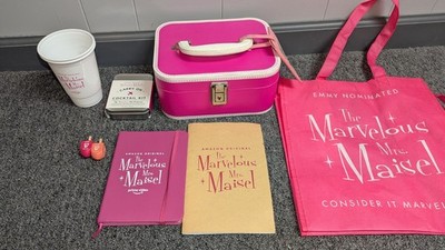 The Marvelous Mrs. Maisel Season 3 Pink Travel Train Case Set + Extras NO DVD'S