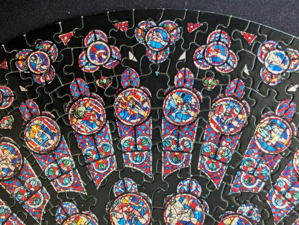 Springbok NOTRE DAME DE PARIS 500+ Circular Jigsaw Puzzle ROSE WINDOW PZL6505 - Image 3 of 4