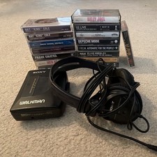 Sony Walkman WM-EX10, HEADPHONES  Cassettes. TESTED  Works. Read Description.