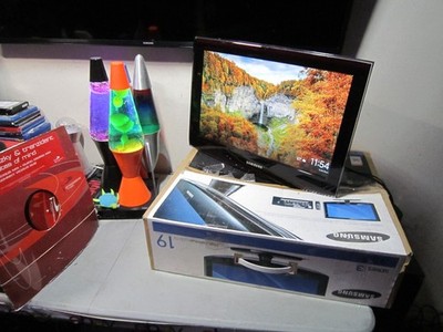 Working Samsung 19  LCD HDMI HDTV & Monitor LN19A650A1D No Stand No Rmt FREESHIP