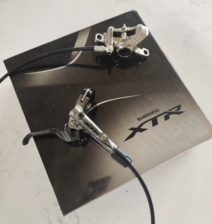 Shimano XTR Front brake lever hose and piston BL M9020 R used