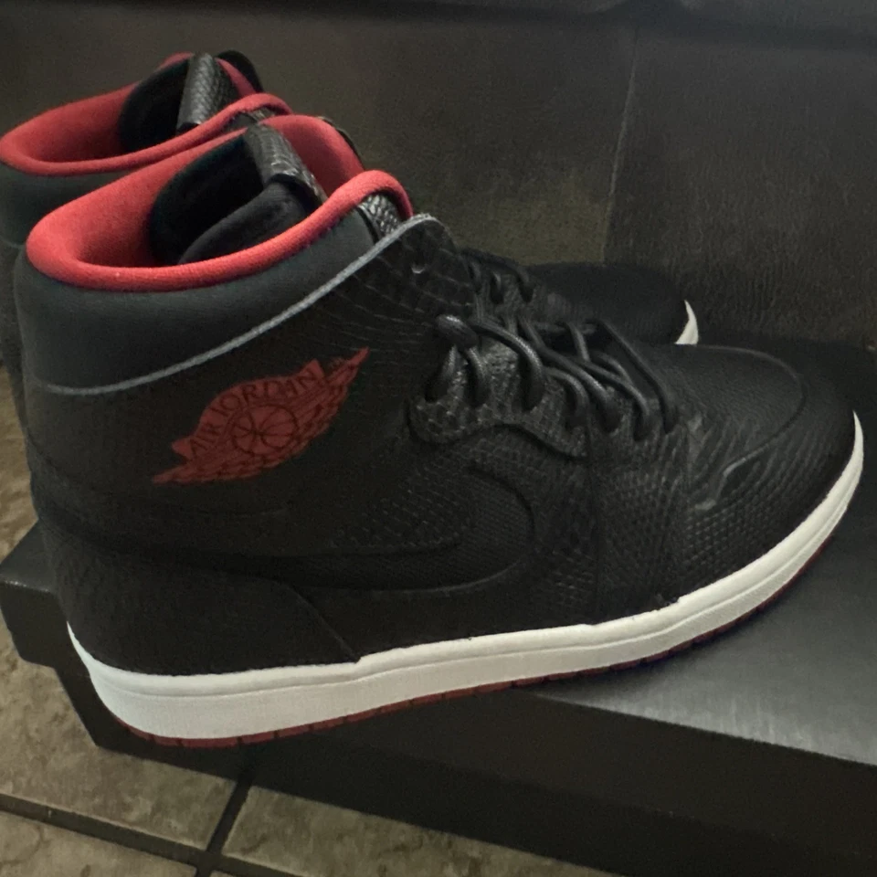 Air Jordan 1 Retro Alto Nuevo Piel de Serpiente 100% Auténtico 8M Foto 3 de 4