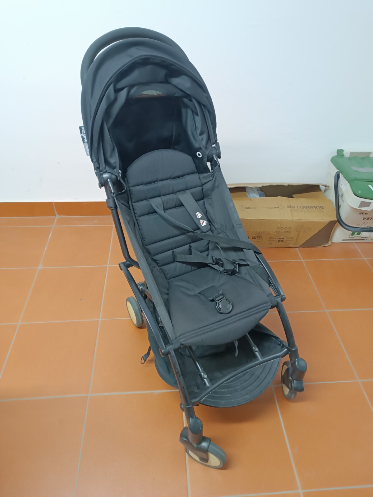 Foto 1 di 9