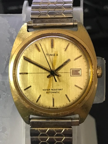 VINTAGE TIMEX 35mm Golden MEN'S AUTOMATIC WRISTWATCH, RUNS (Lot1927)