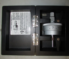 HOMMEL -Pr&auml;zisions-Mikrometer -V -0-45 Nr 458 aV 1000 11 .66 Hein  (F328)