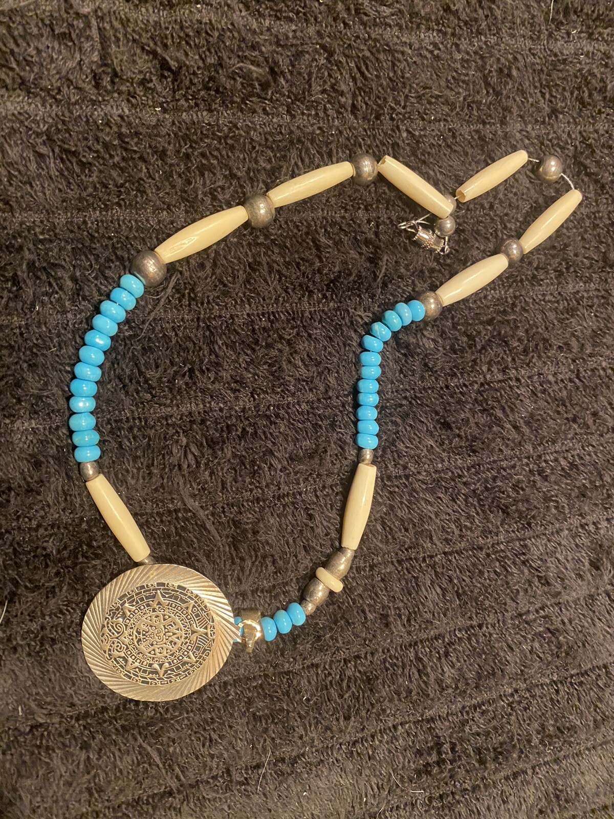 Picture 1 of 6