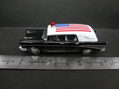 Johnny Lightning 1957 Chevy Hearse 1:64 Loose - Picture 2 of 10