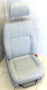VW T5 / SITZ STOFF INKA / vorne rechts / Beifahrersitz / 7H0881303E (WC176)