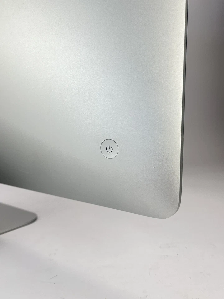 27" Apple iMac 5K 2017 Core i7 4.2GHz 16GB Ram 1TB Fusion Radeon Pro 575 Ventura - Image 4 of 4