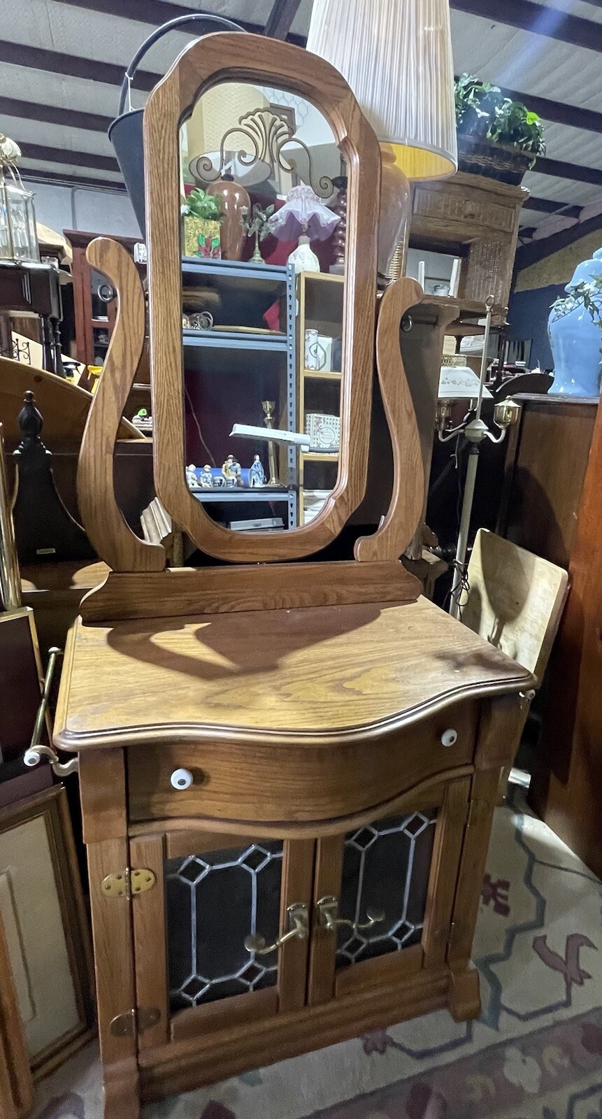 Vintage Pulaski Furniture Keepsakes Collection Golden Oak Dresser with