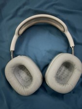 Apple AirPods Max Wireless Bluetooth Over-Ear Headband Headphones White