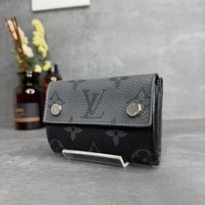 Louis Vuitton Discovery Monogram Eclipse Reverse Wallet