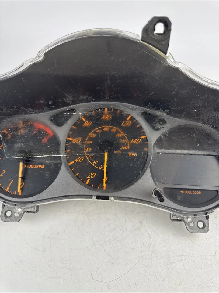 Toyota Celica GT 2000-2005 velocímetro velocímetro grupo 83800-2B070 77 k millas Foto 3 de 4