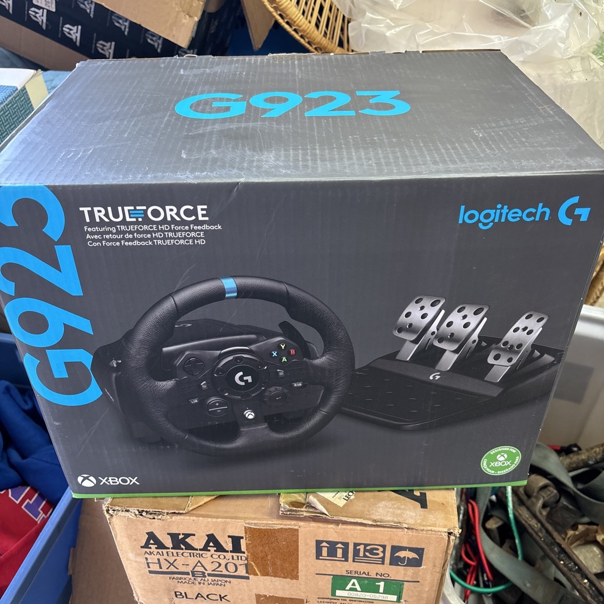 Logitech G923 Racing Wheel for Microsoft Xbox Series X/S - Black