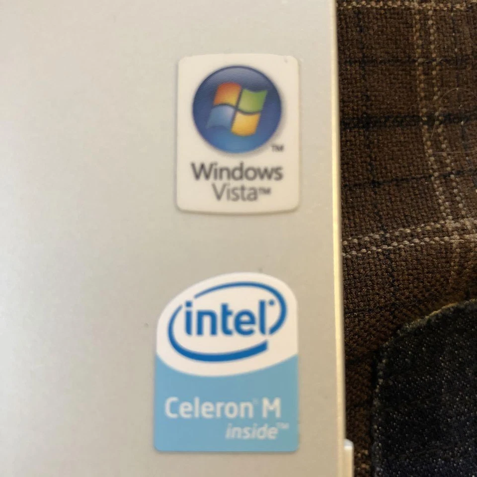 SONY VAIO PCG-7V2N Used - Image 3 of 4