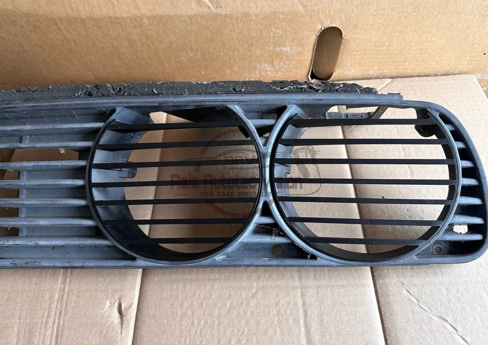 BMW Headlight Grille Cover 3 SERIES E30 318i 320i 325i M3 - Image 4 of 4
