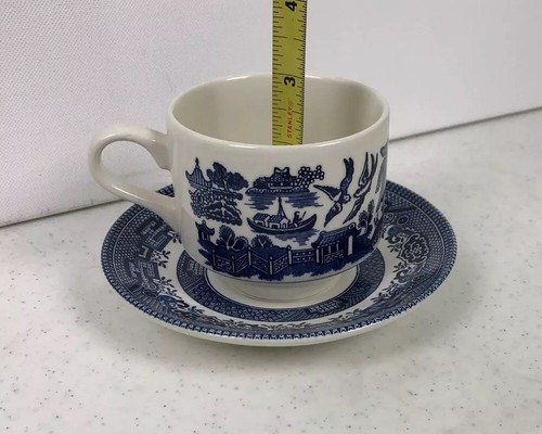 Vintage Churchill Blue Willow Asian design teacup & saucer Made in England - Picture 7 of 11