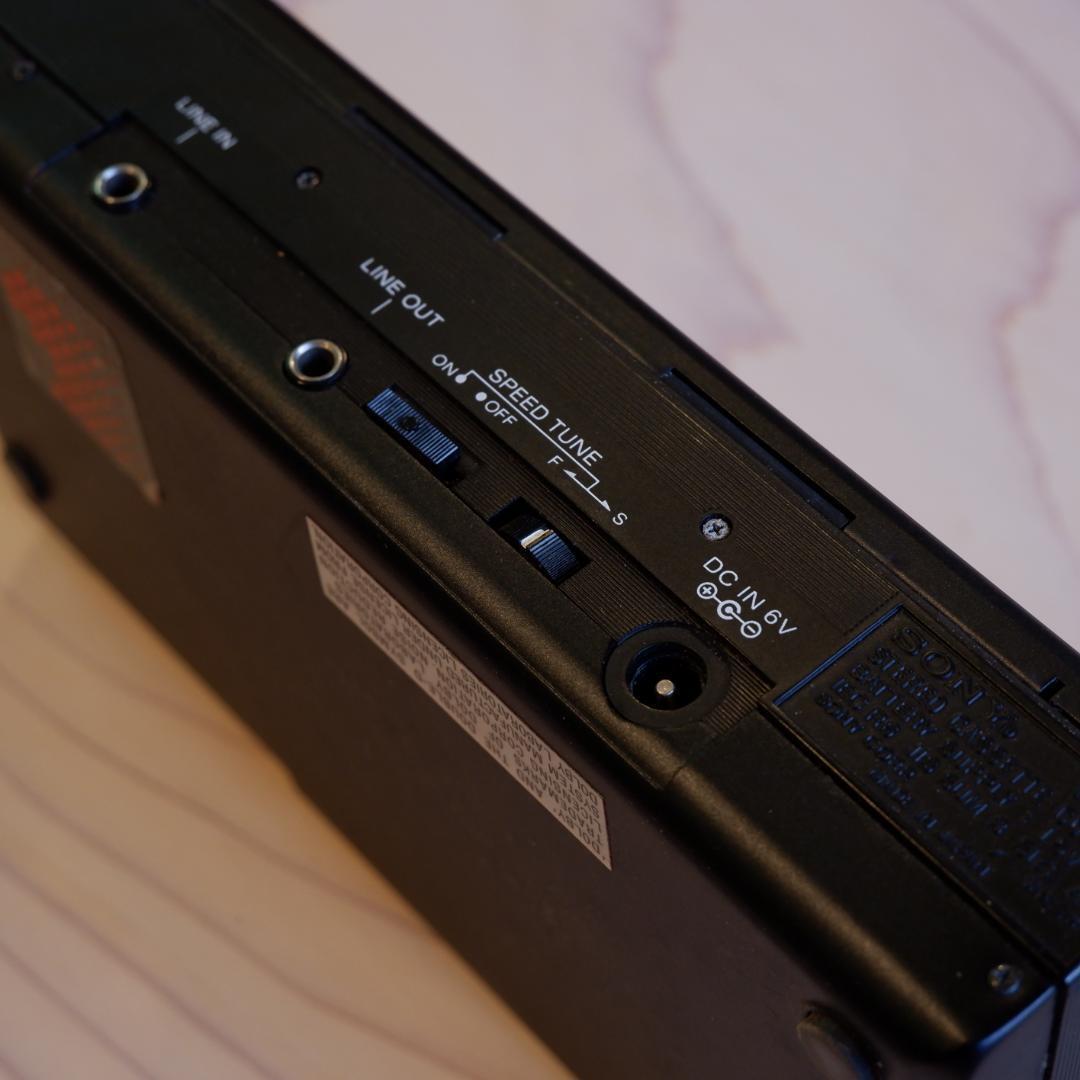 s-l1200.jpg s-l1200.jpg