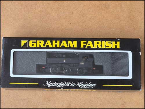 Graham Farish Spur N 371903 PANNIER TANK 5796 BR Early Crest Black Bachmann Bxd | Condition: Used