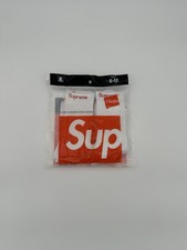 SUPREME/ HANES WHITE SOCKS/ TWO PAIRS IN PACKAGE / BRAND NEW