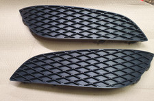 VAUXHALL ASTRA H MK5  FACELIFT  PAIR OF  GENUINE NEW  SPOT LIGHT  COVERS