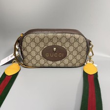 AUTH  Gucci Tiger Head Camera Bag USA