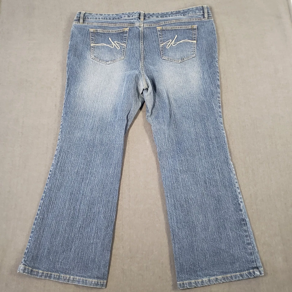 Daisy Fuentes Jeans Womens 20W Mid Rise Flare - Image 2 of 4