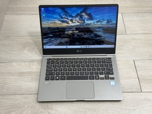 Windowsノート本体 LG gram 13 i5-8265U 8GB SSD 256GB LG gram 13.3” Ultra-Lightweight Touchscreen Laptop with Intel