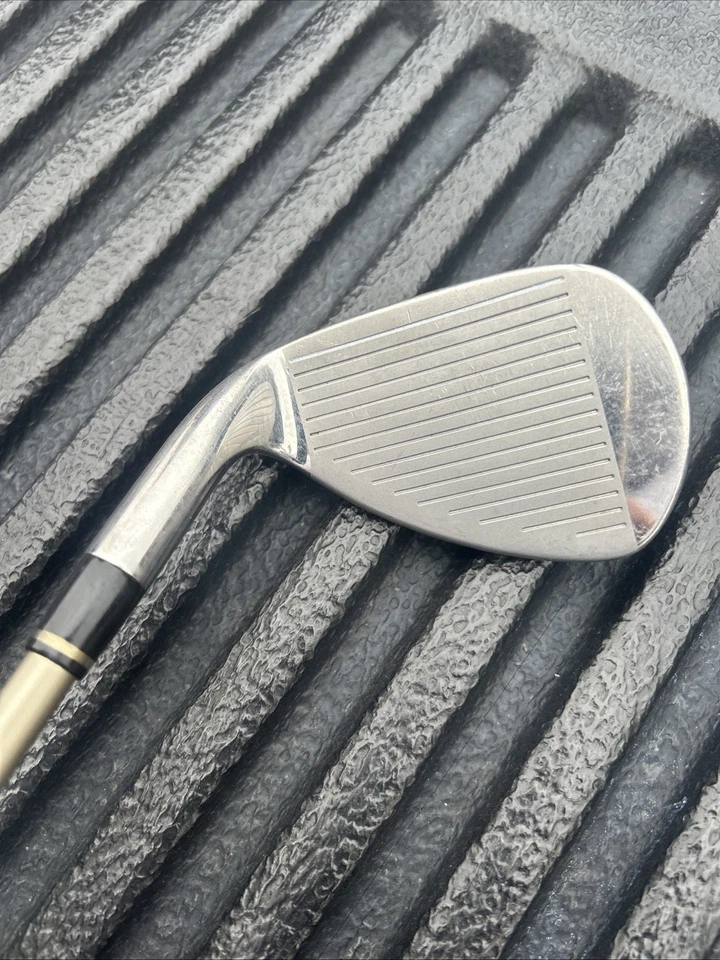 Adams Golf Idea a30s Ladies GW RH Graphite High Launch 55g Shaft Needs New Grip - Image 2 of 4