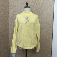 VTG 90s Yellow Chunky Knit Floral Embroidered Sweater