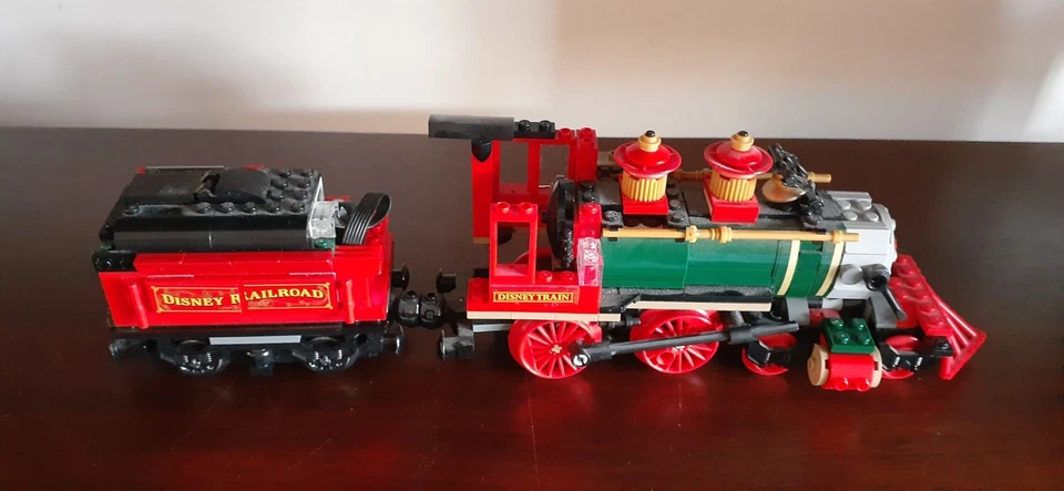 LEGO 71044 -  Disney Train and Station - Incomplete - Used - Image 4 of 4