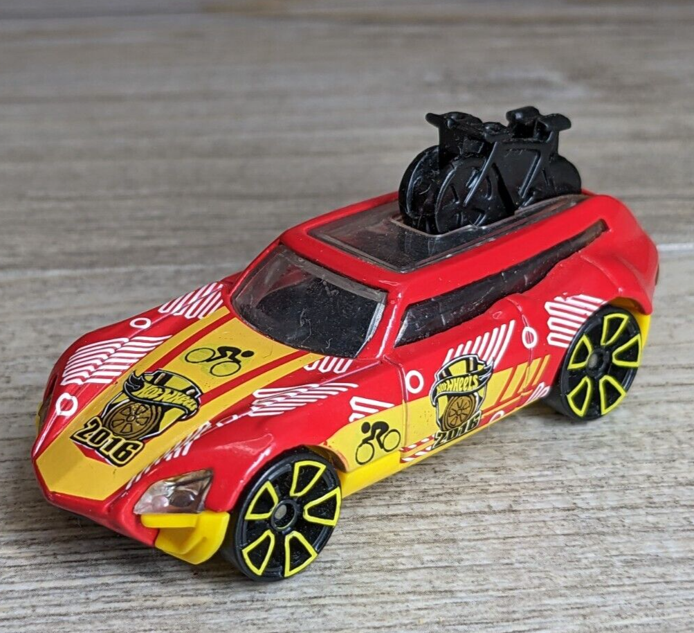 Tour de Fast DHP35 Hot Wheels Mattel 2016 Malaysia Red & Yellow | eBay