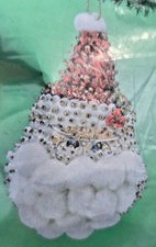 Herrschners SANTA'S WATCHING Makes 4 Sequin Bead Christmas Ornament Kit Pins DIY