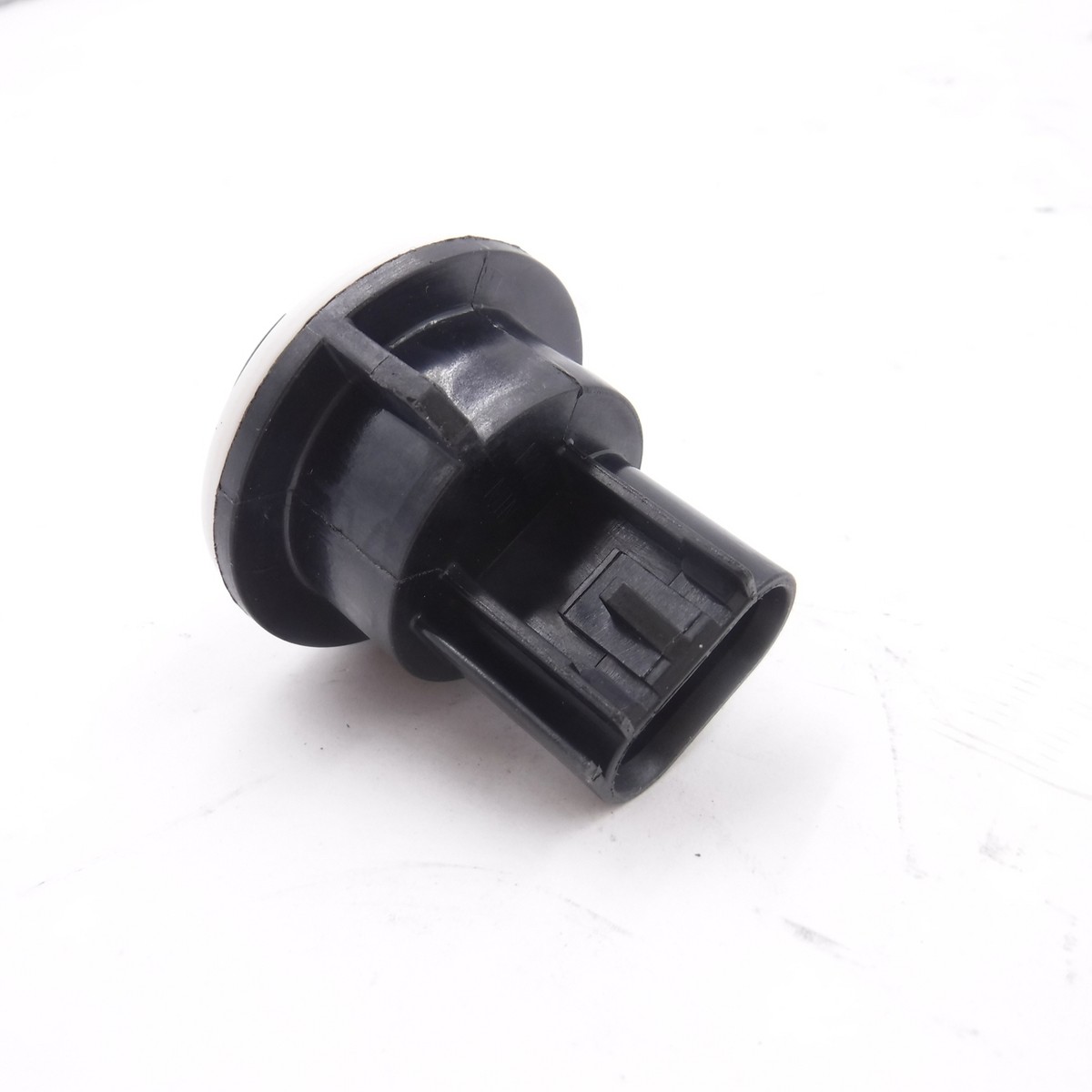 Peterbilt 61A3002-0257 Multi Purpose Light Bulb Socket for