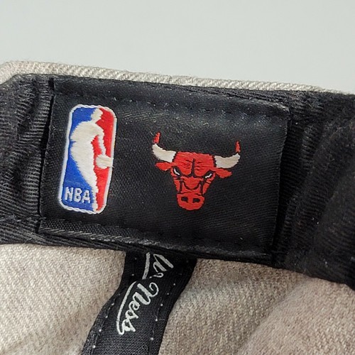 Chicago Bulls Vintage Snapback Hat Mitchell & Ness NBA Hardwood Classics Fits - Picture 8 of 11
