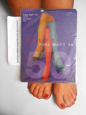 Falke Strumpfhose Pure Matt 50 DEN Gr.  38-40 Violet # 3535