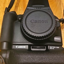Canon EOS 1000D Digital SLR Camera Body with BG-E5 Battery Grip Black