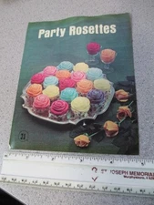 Baskin Robbins ice cream 1970s advertising postcard PARTY ROSETTES flowers roses