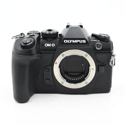 Olympus OM-D E-M1 Mark II 20.4MP Mirrorless MFT Digital Body, Inoperable #550