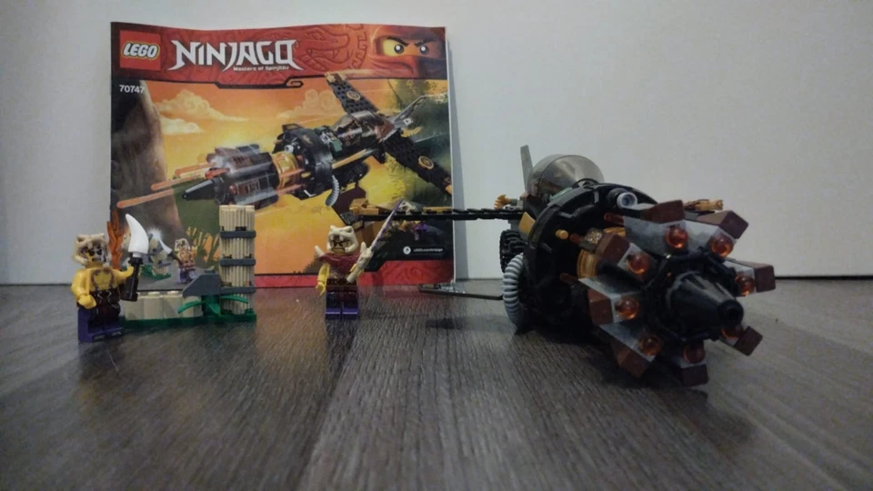 LEGO Ninjago 70747 Boulder Blaster, photo 1 sur 5