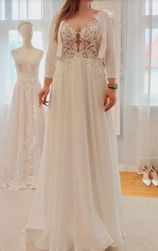 Brautkleid Leticia C Größe 38/40 A-Linie Chiffon Ivery&Nude - Bild 3 von 11