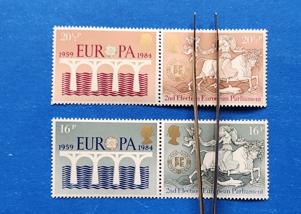 Great Britain Stamps, Scott 1054a-1056a Complete Set MNH