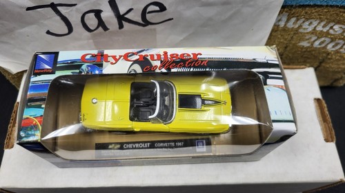 NIB 2014 1967 CHEVROLET CORVETTE CONVERTIBLE YELLOW 1/43 CITY CRUISER NEW-RAY - Picture 3 of 7