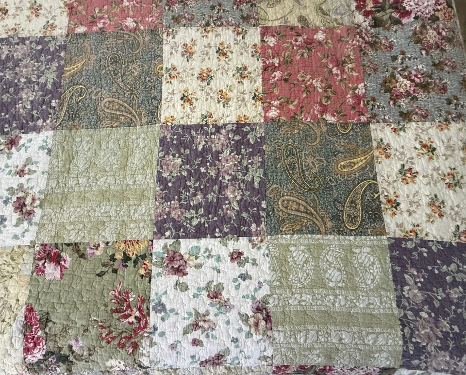 Лоскутное одеяло королевского размера с цветочным рисунком и подходящим чехлом для скамьи 100% хлопок винтаж - Изображение 3 из 4